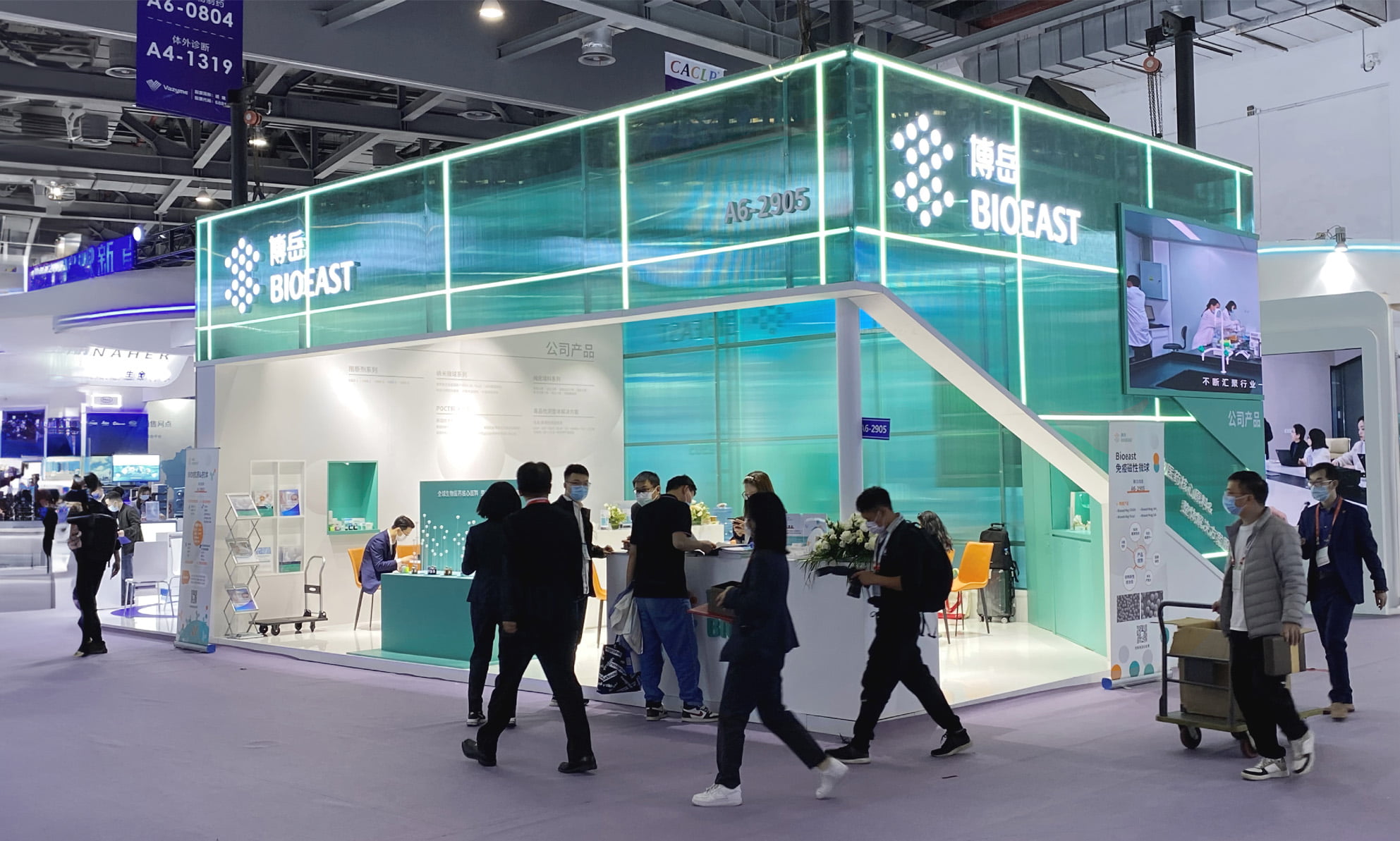 A constant flow of people around the exhibition stand